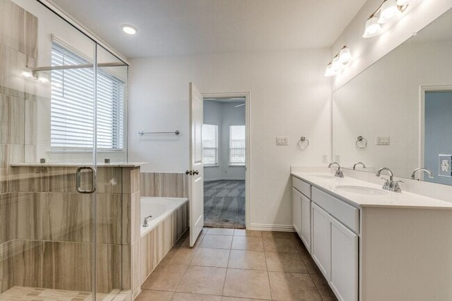 Photo - 1501 Ross Ave