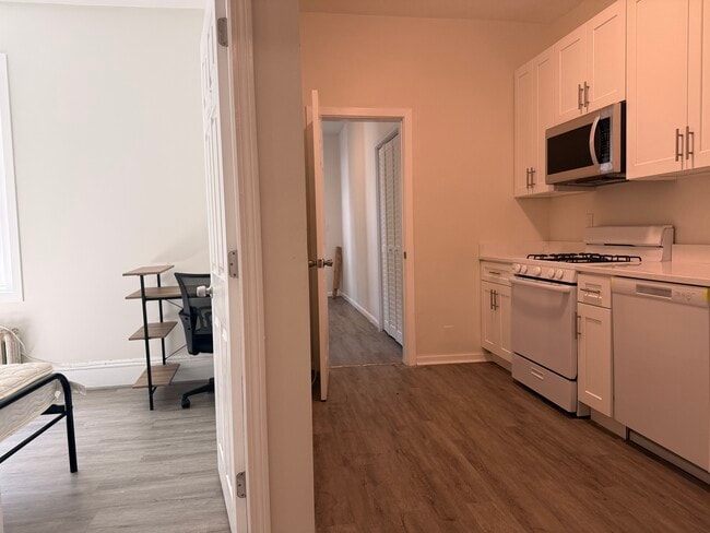 Photo - 26 Park Vale Ave Unit 2
