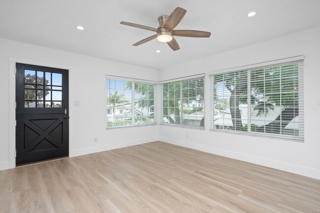 Building Photo - 520 Poinsettia Ave Unit 520 Poinsettia Ave. B