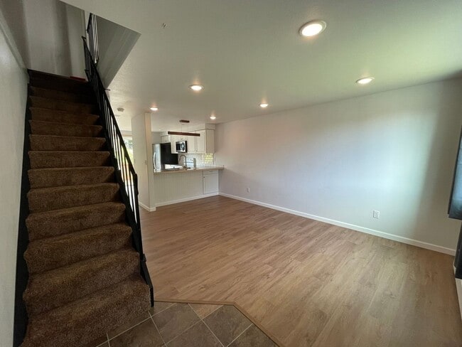 Photo - 1820 Larch Street G5