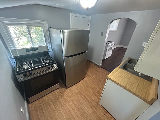 Photo - WestonWay633-635 Unit 633