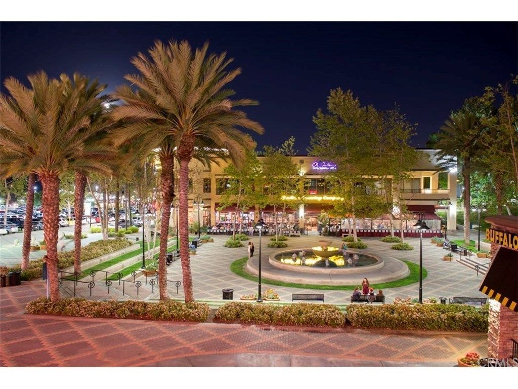 Photo - 9 Sandalwood