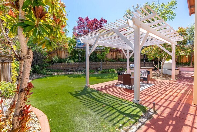 Photo - 1923 Nicosia Ct