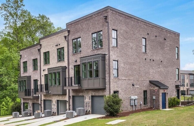 Photo - 911 Echo Pk Dr