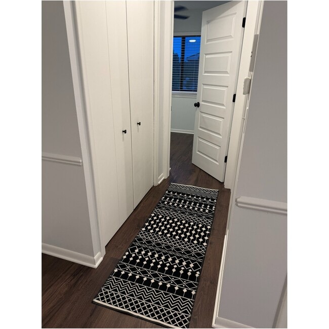 1280 Dewey St Unit 4