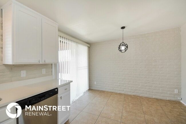 Photo - 4550 S Lotus Cir