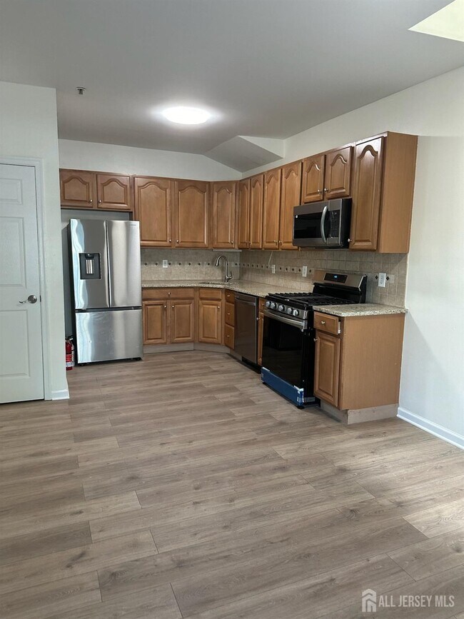 Photo - 177 Avenel St Unit 1B