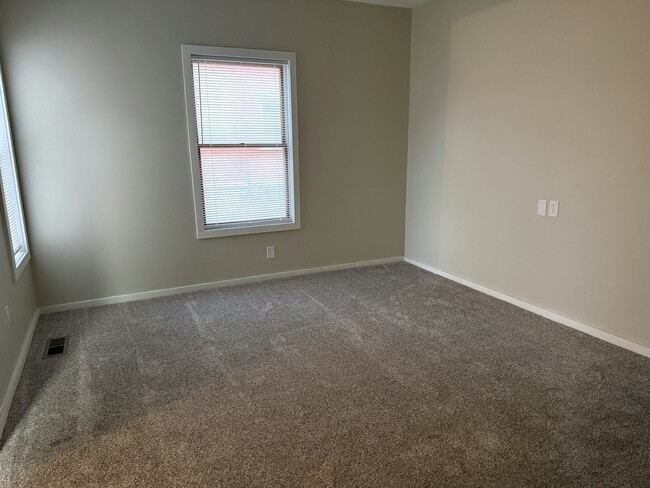 Photo - 210 S Eaton St Unit 1