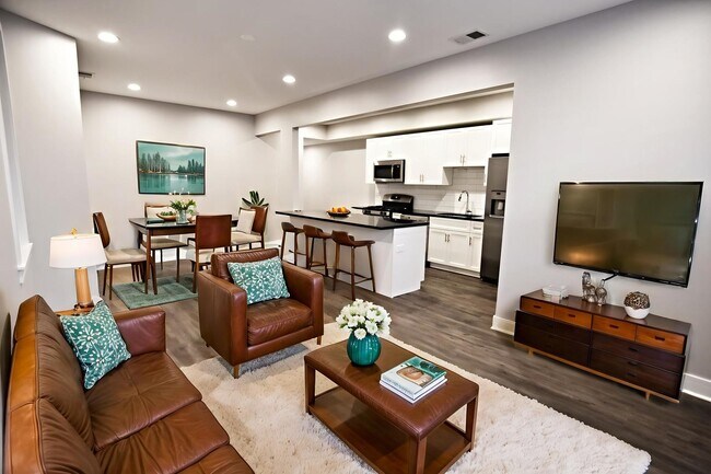 Photo - 3212 N Halsted St Unit GDN