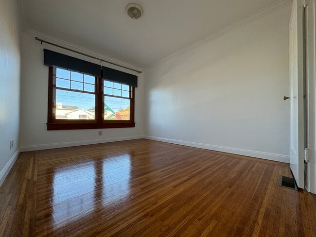 Photo - 511 Pomona Avenue