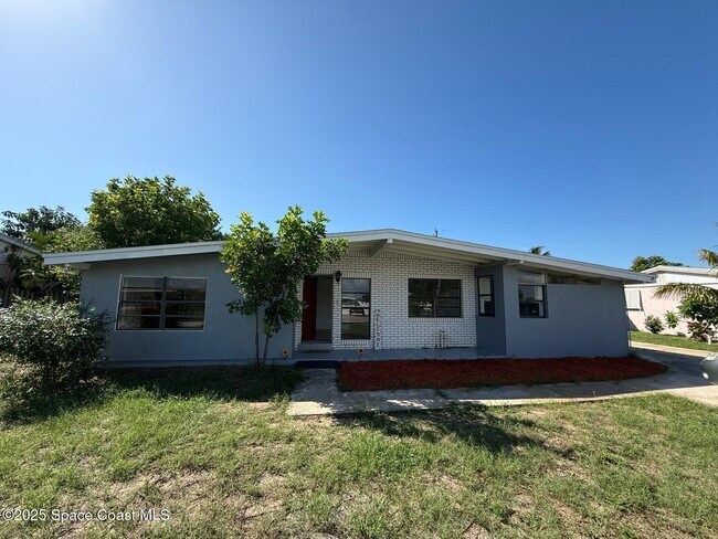 Photo - 120 NE 3rd St Casa