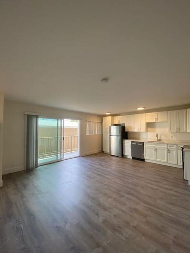 Building Photo - 2221 Parker St Unit D