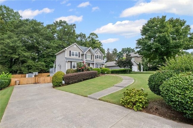 Photo - 2680 Nicholas Ct NE