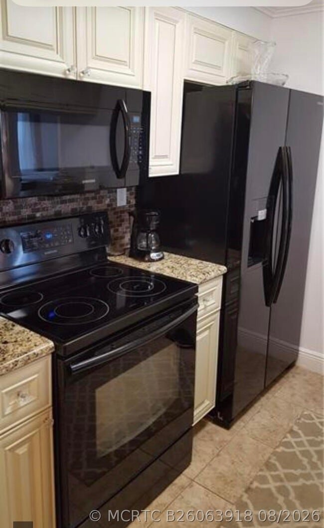 9466 Boca Cove Cir Unit 301