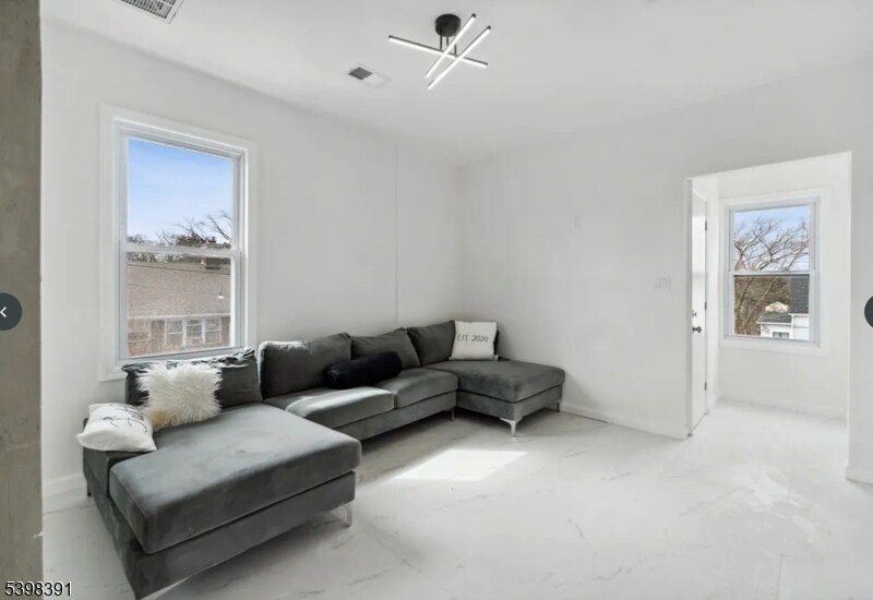 Photo - 165 Garden Ave Unit 2