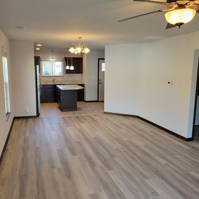 Photo - 3807 Windslow Dr