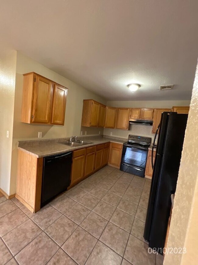 Photo - 2725 Ponchartrain St Unidad PONCHARTRAIN 2725 #B-1