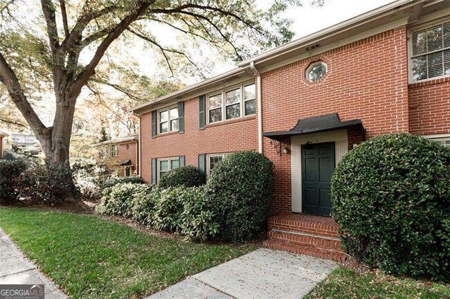 Building Photo - 425 Lindbergh Drive NE Unit G1