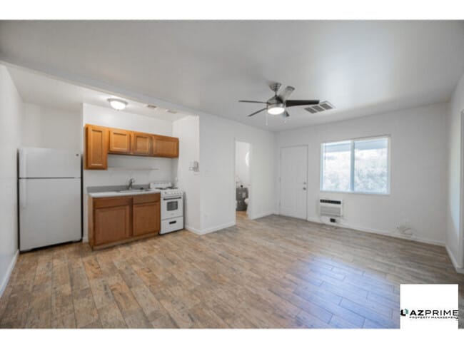 Photo - Experience Stylish Living in this Studio Unit Nestled in the Heart of Central Phoenix!