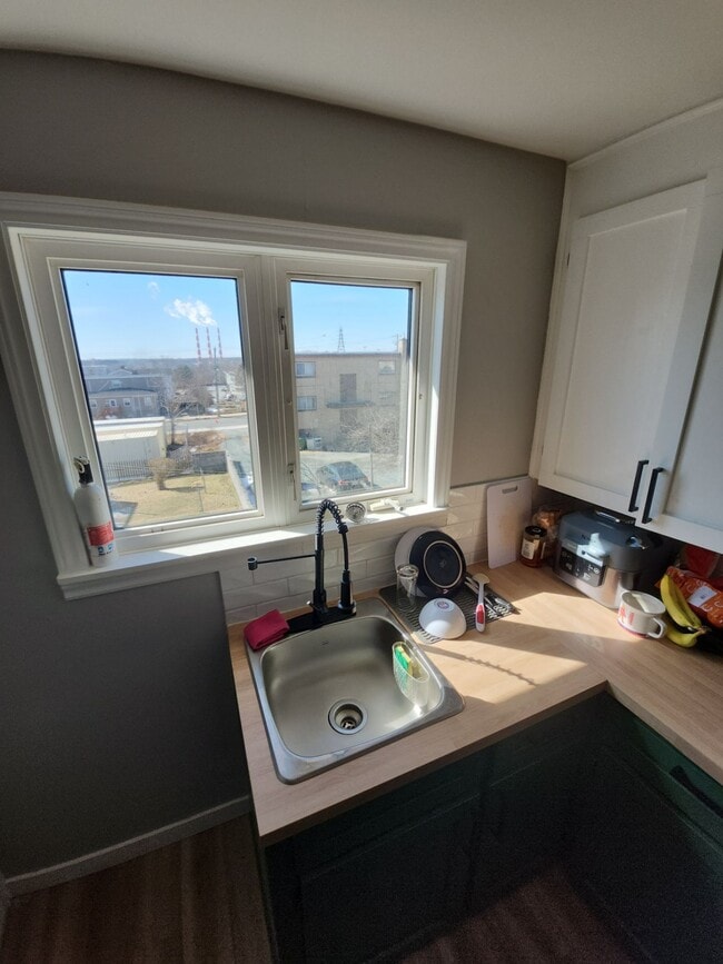 Photo - 27-27 Brule St Unit 5.1