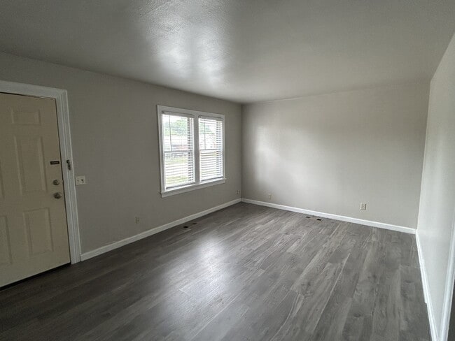 Photo - 3228 NW 34th St