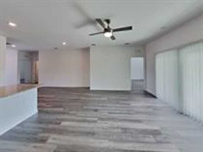 Photo - 24501 Zephyr Ct