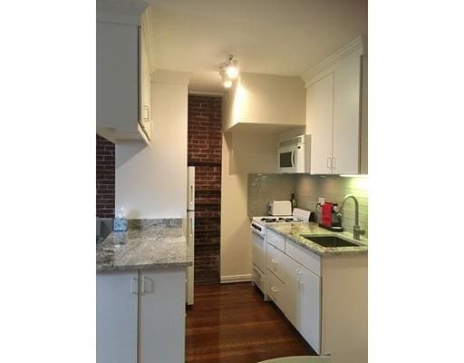 324 Beacon St Unit A