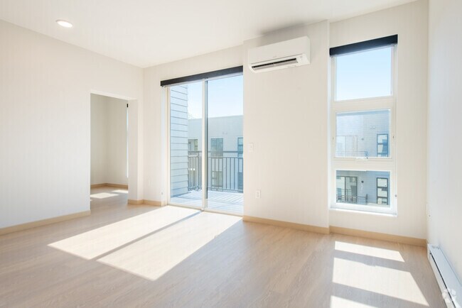 0BR, 1BA - 713SF