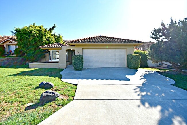 Building Photo - Updated 2Bed, 2Bath Home in Vista!