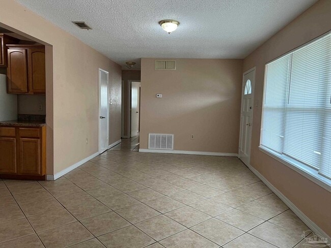 Photo - 3229 Maplewood Dr