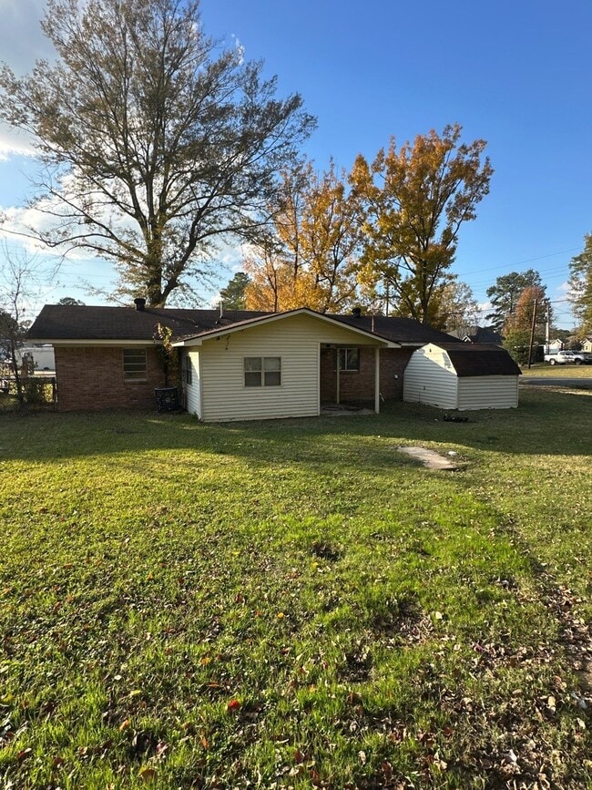 Photo - 316 Wallace Dean Rd