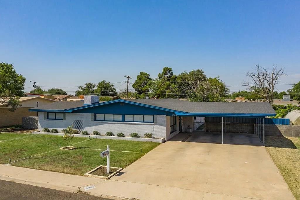 Photo - 3009 Century Ave