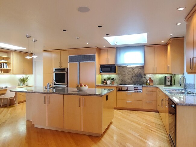 Photo - 19354 Titus Ct