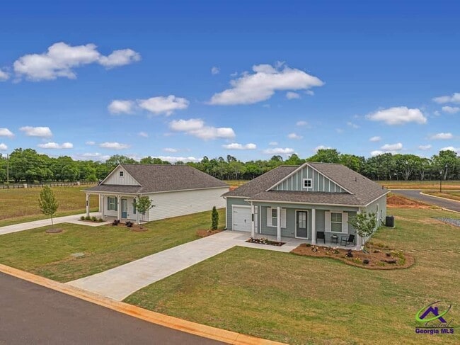 Photo - 827 Trenton Dr