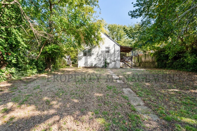 Photo - 1007 N Yale Ave