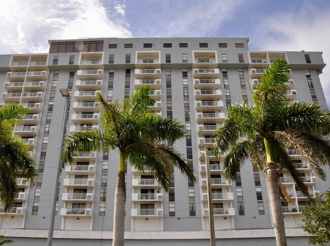 Photo - 13499 Biscayne Blvd Unit 1111