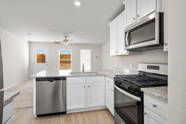 Photo - 10389 Sweetwater Creek Dr