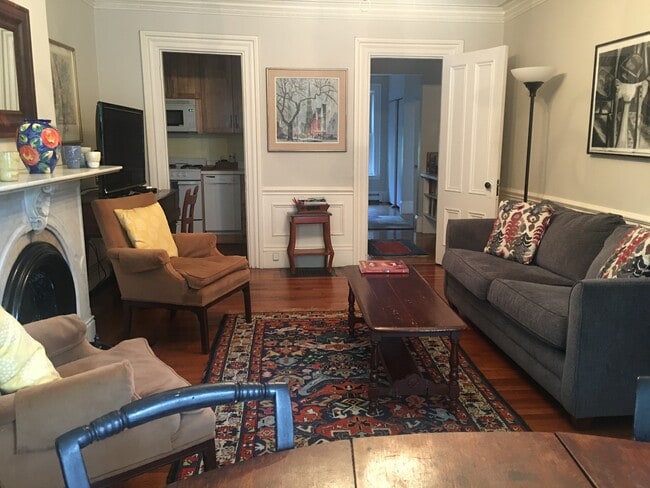 19 Braddock Park Unit 1