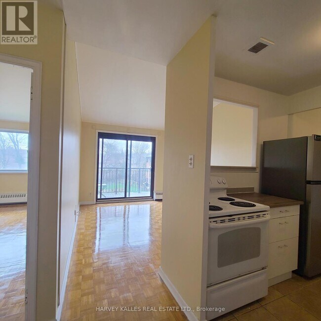 Photo - 80 Blackfriar Ave Unit 306