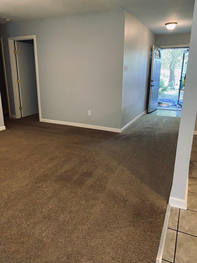 Photo - 19 Cedaridge Dr