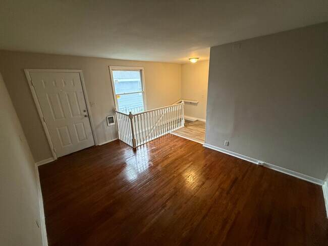Photo - 1509 Boscobel St Unit B