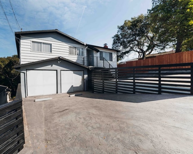 Building Photo - 1270 Tiegen Dr