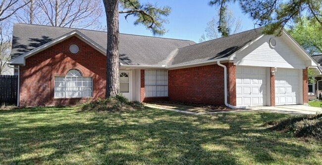 Building Photo - 2931 Auburn Dr Rental