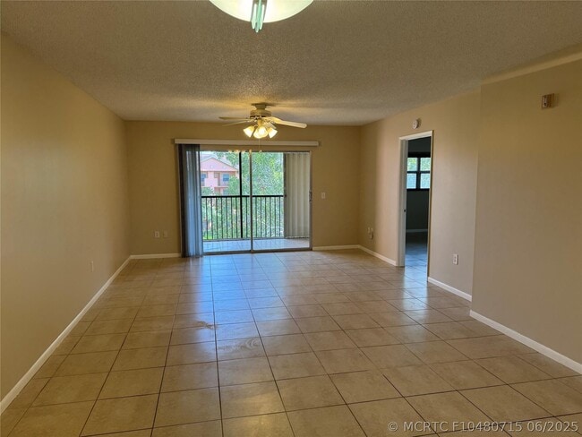 571 SW 142nd Ave Unit 413-O