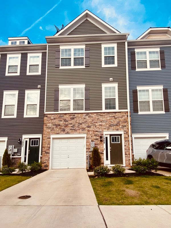 Photo - 1809 Kellington Ct