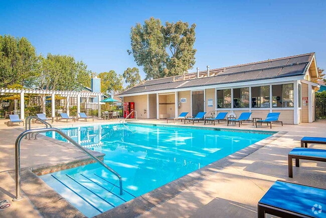 Building Photo - Woodside Village Rental