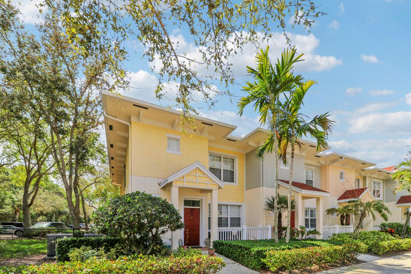 Photo - 776 Dakota Dr