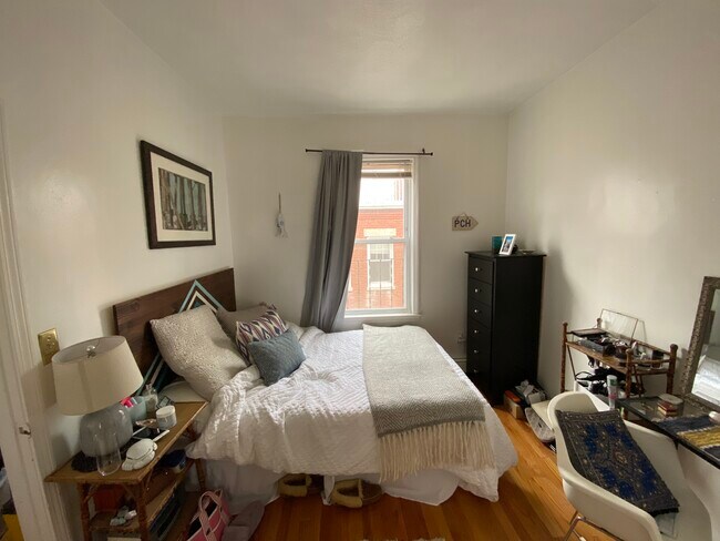 Photo - 25 Hanover Ave Unit 3