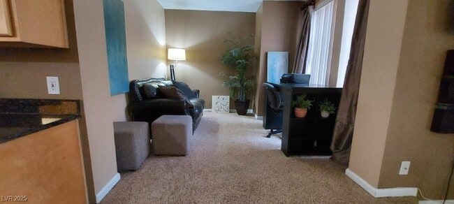 Building Photo - 230 E Flamingo Rd Unit 201