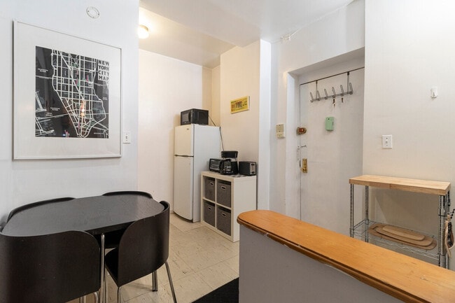 Photo - 329 E 94th St Unidad SI ID1032023P